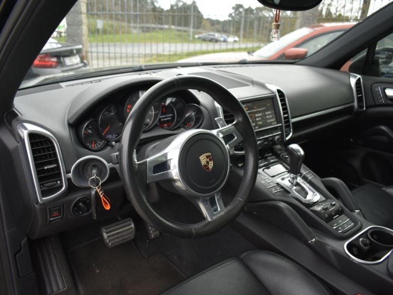 PORSCHE CAYENNE S 4.8 400CV