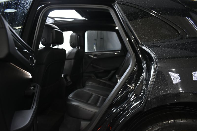 PORSCHE MACAN TURBO 400CV