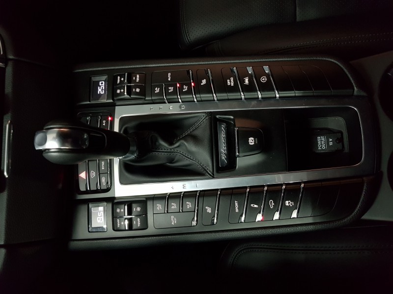 PORSCHE MACAN 3.0 V6 258 CV DIESEL FULL EQUIP