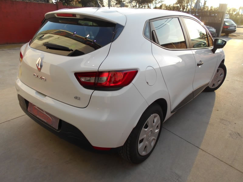RENAULT CLIO 1.5 DCI