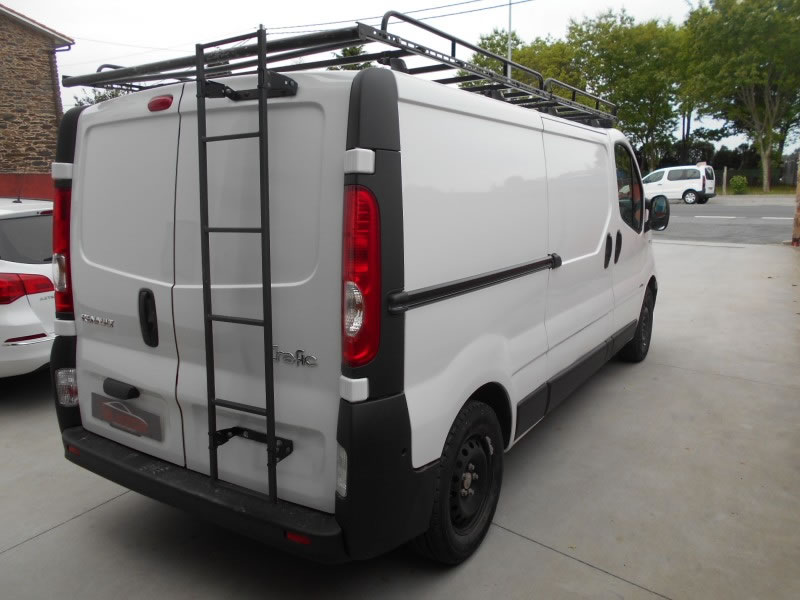 RENAULT TRAFIC 2.0 DCI 115