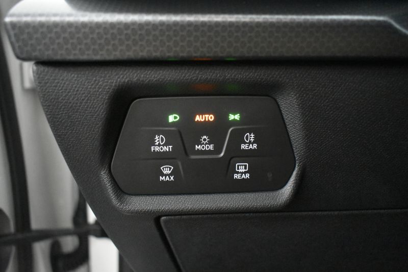 SEAT LEON REFERENCE 2.0 TDI 115CV