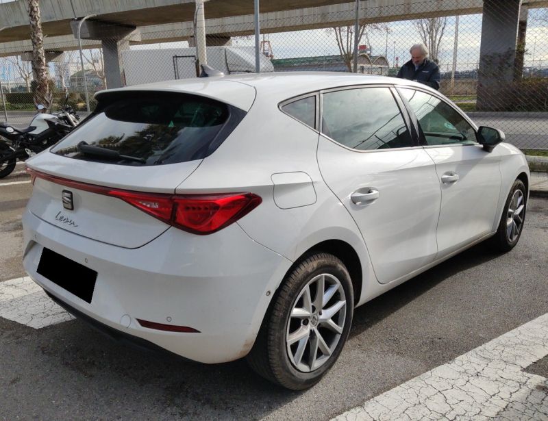 SEAT LEON 2.0 TDI 115CV STYLE XS SEAT LEON 2.0 TDI 115CV STYLE XS