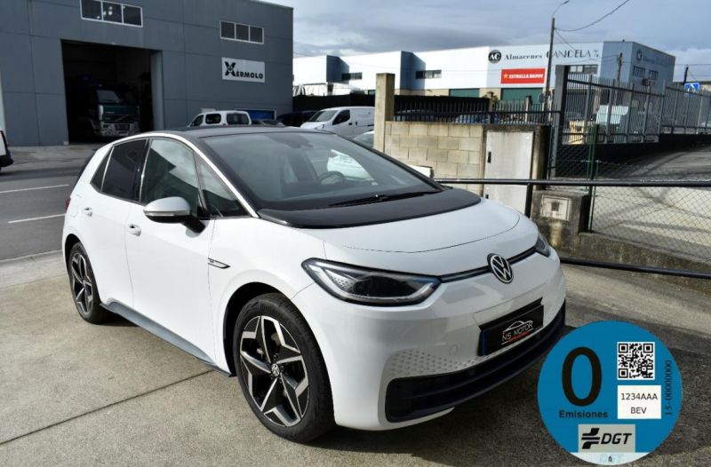 VOLKSWAGEN ID3 1ST PLUS 205CV AUTOMATICO - NACIONAL - UNICO PROPIETARIO - IVA DEDUCIBLE - ETIQUETA CERO EMISIONES 