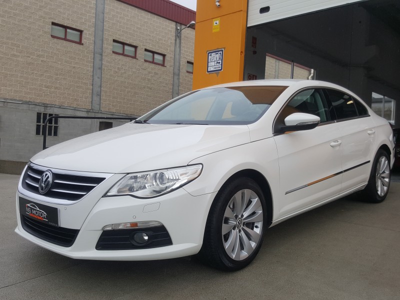 VOLKSWAGEN PASSAT CC 2.0 TDI 170CV DSG HIGHLINE