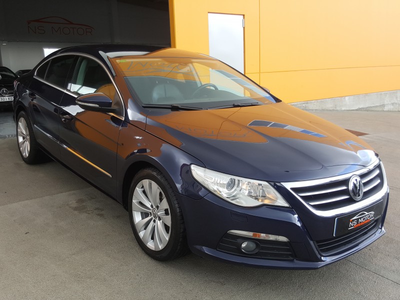 VOLKSWAGEN PASSAT CC 5 PLAZAS 2.0 TDI 140CV HIGHLINE VOLKSWAGEN PASSAT CC 5 PLAZAS 2.0 TDI 140CV HIGHLINE
