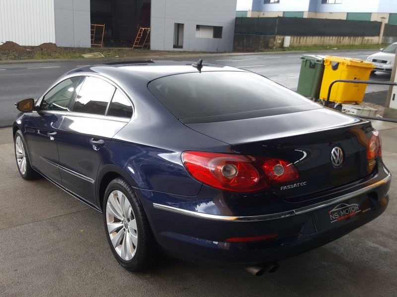 VOLKSWAGEN PASSAT CC 5 PLAZAS 2.0 TDI 140CV HIGHLINE VOLKSWAGEN PASSAT CC 5 PLAZAS 2.0 TDI 140CV HIGHLINE