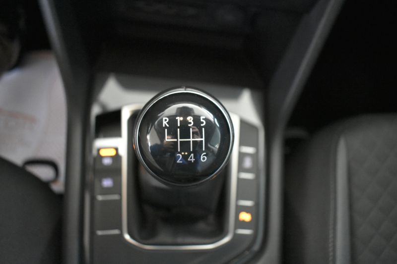 VOLKSWAGEN TIGUAN  ADVANCE 1.5 TSI 150CV