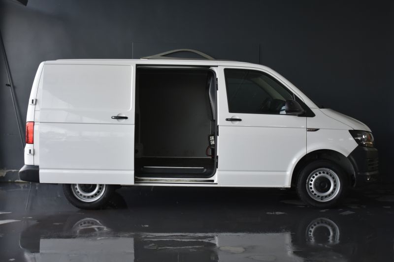 VOLKSWAGEN TRANSPORTER FURGON 2.0 TDI 102CV BMT