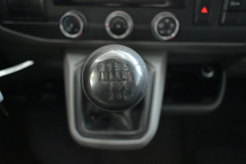 VOLKSWAGEN TRANSPORTER  FURG�N FURG�N CORTO TN 2.0 TDI 150 CV  4MOTION DOBLE PUERTA LATERAL 