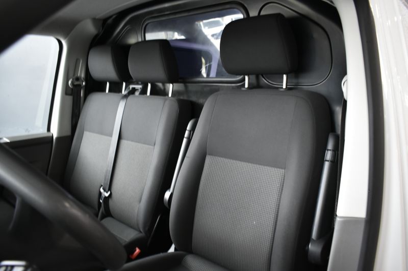 VOLKSWAGEN TRANSPORTER  FURGON BATALLA CORTA 2.0 TDI 110CV 