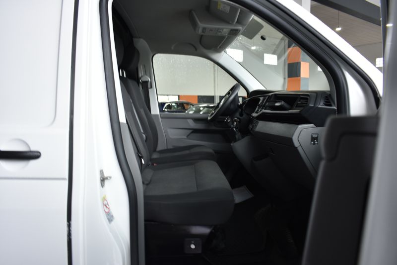 VOLKSWAGEN TRANSPORTER  FURGON BATALLA CORTA 2.0 TDI 110CV 